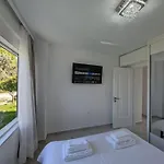 Elite * יאליסוס