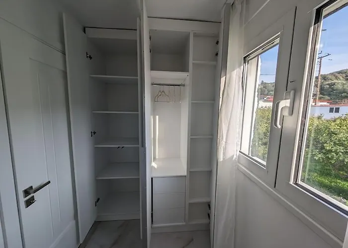 Elite * إياليسوس